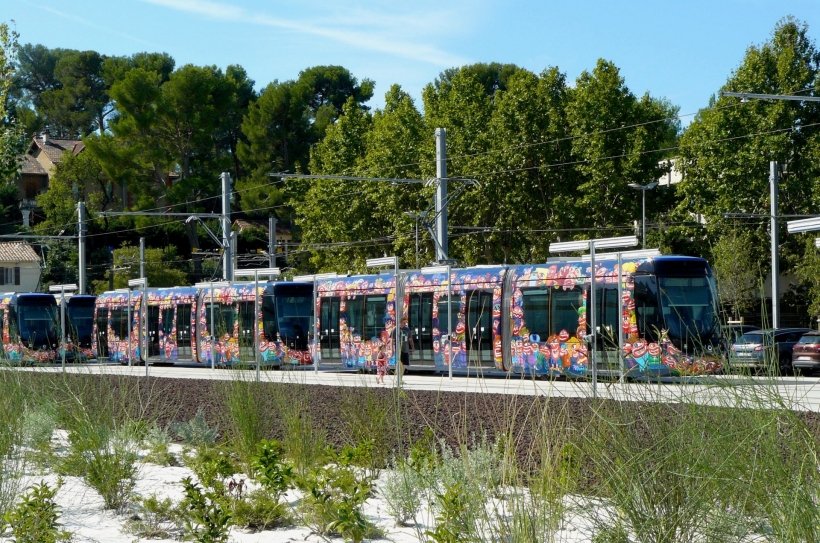 Main Une Vue Du Tram D Aubagne C Wa