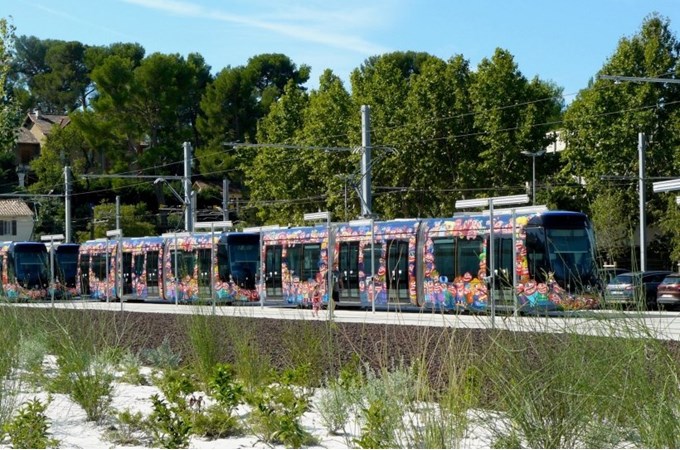 Main Une Vue Du Tram D Aubagne C Wa